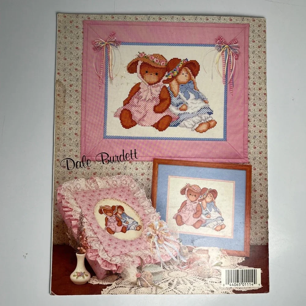 VTG For Bunny Lovers Cross Stitch Patterns‎ Dale Burdett Country Alphabet Crafts